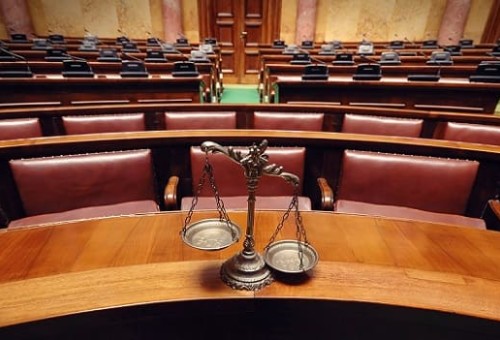 0443CE041E487367F2C5B0677EE495390C30_juri