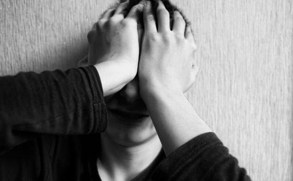 Jovem Com Sinais De Depressao Problema Se Nao For Tratado Pode Levar A Atitudes Extremas Como O Suicidio 46673 Article