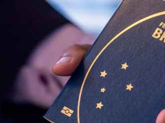 A Pessoa Te Deve Proiba Ela De Viajar