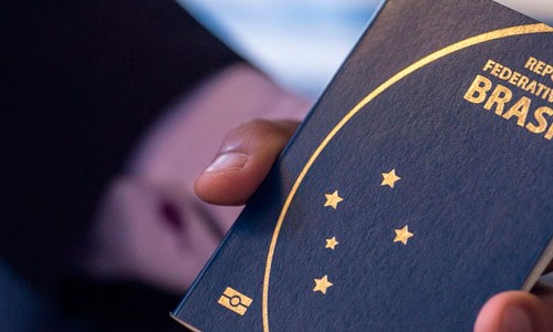 A Pessoa Te Deve Proiba Ela De Viajar